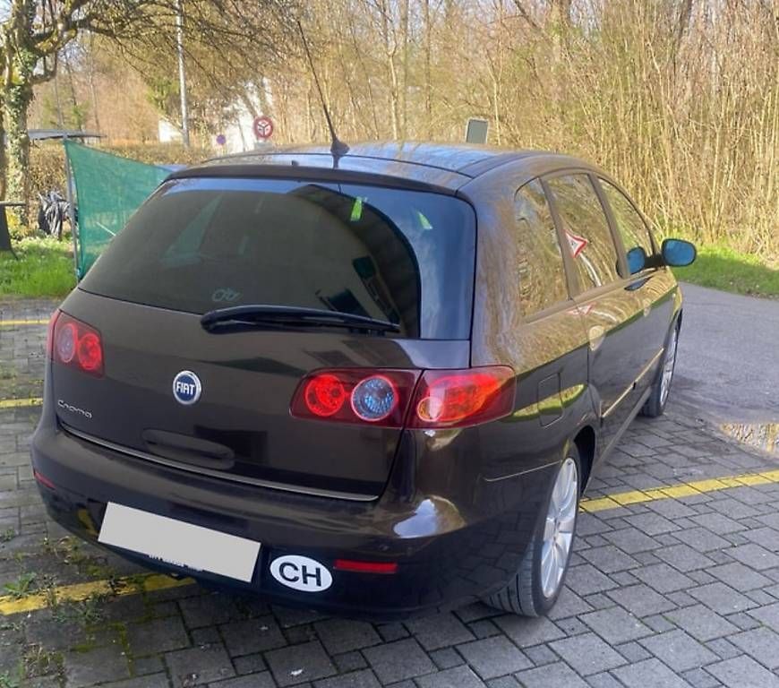 Automobili: Fiat Croma 2,4lit  – Usato da Montreux venduto da exc_pyz2 4
