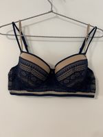 Victoria's Secret Spitzen-BH in Dunkelblau/Nude Gr. 80B