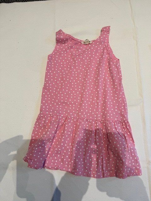 Lotti & Set di vestiti: 3 süsse Sommerkleider Gr. 110 – Usato da Lenggenwil venduto da Reto888 1