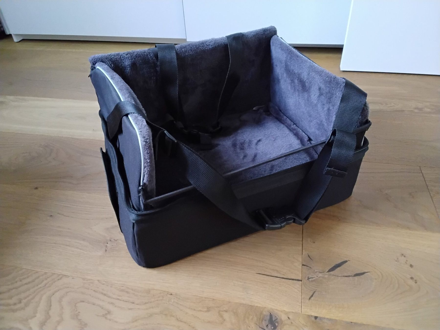 Trixie Niches, paniers: Hunde Autositz mit Staufach – Neuf (Voir description) à Balsthal par SabineR01 3