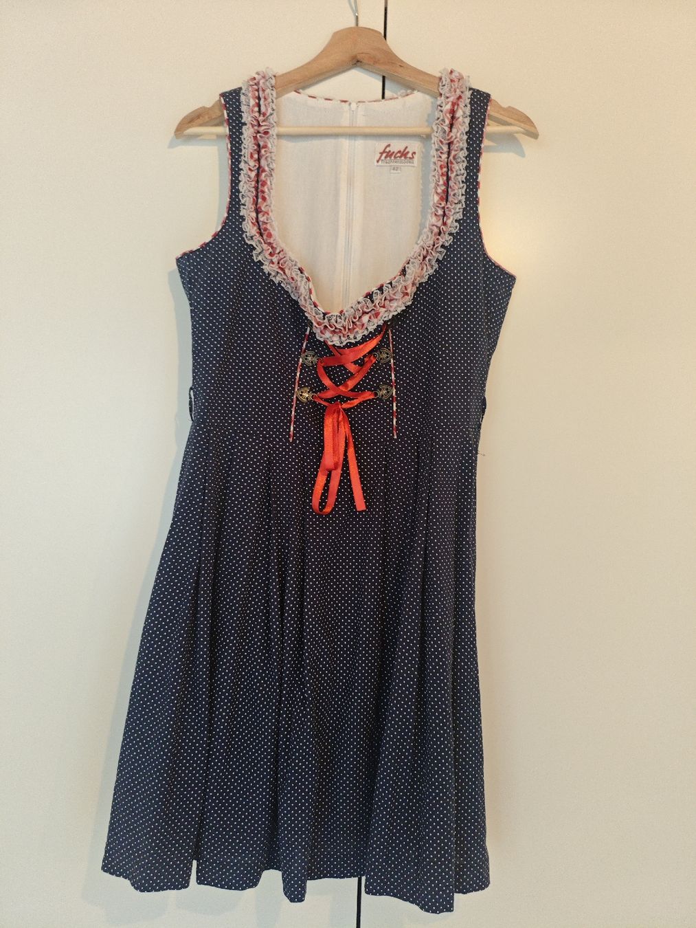 Vestiti: Dirndl Gr. 42 Fuchs Trachtenmode – Usato da Unterstammheim venduto da and_kj2n 4