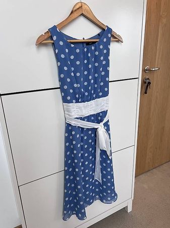 Gepunktetes Kleid von Zero - wie neu