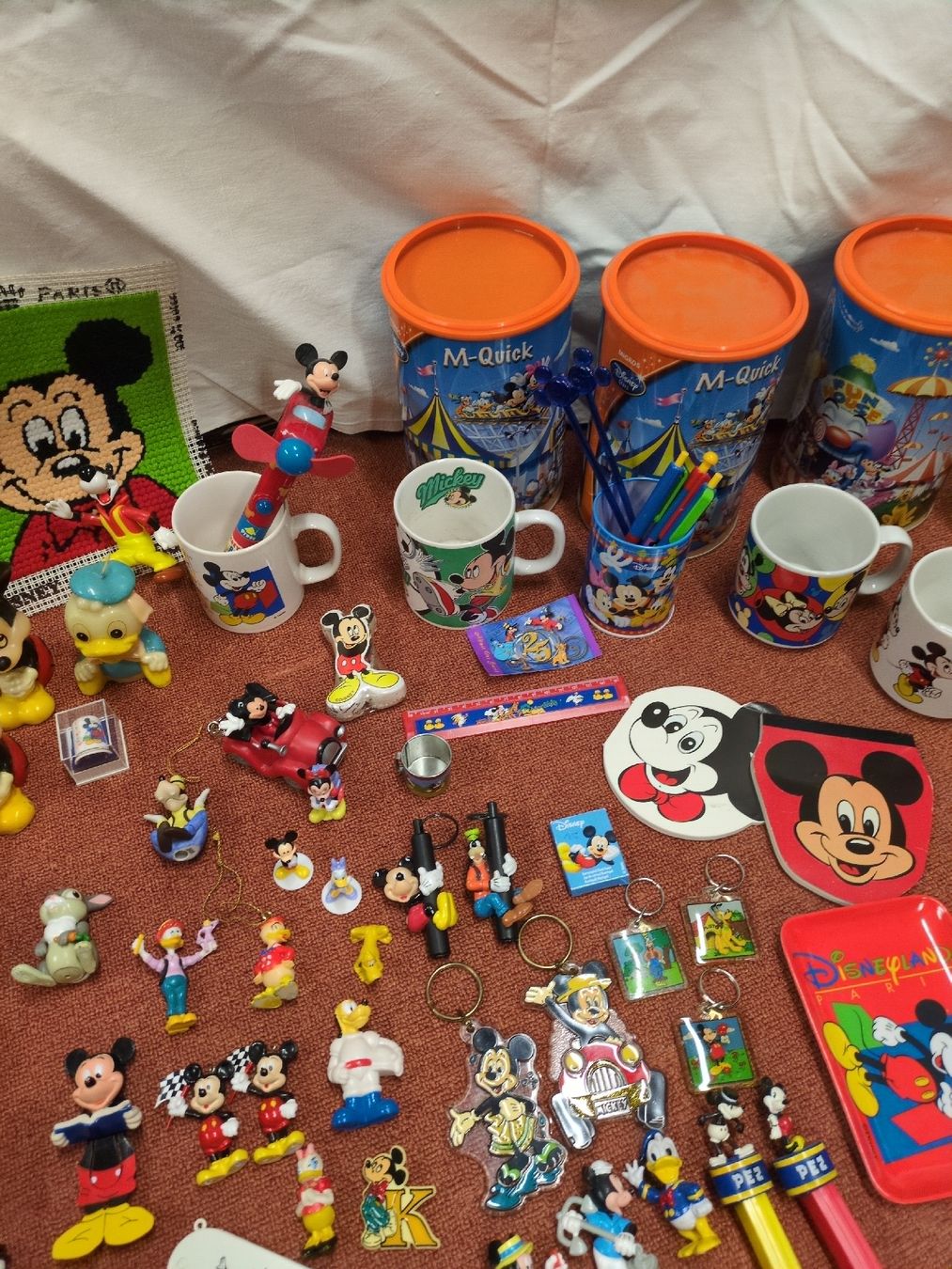 Disney Tutte le decorazioni: Mickey Maus Riesen Sammlung 1/3 – Usato da Meilen venduto da Frensch7 2