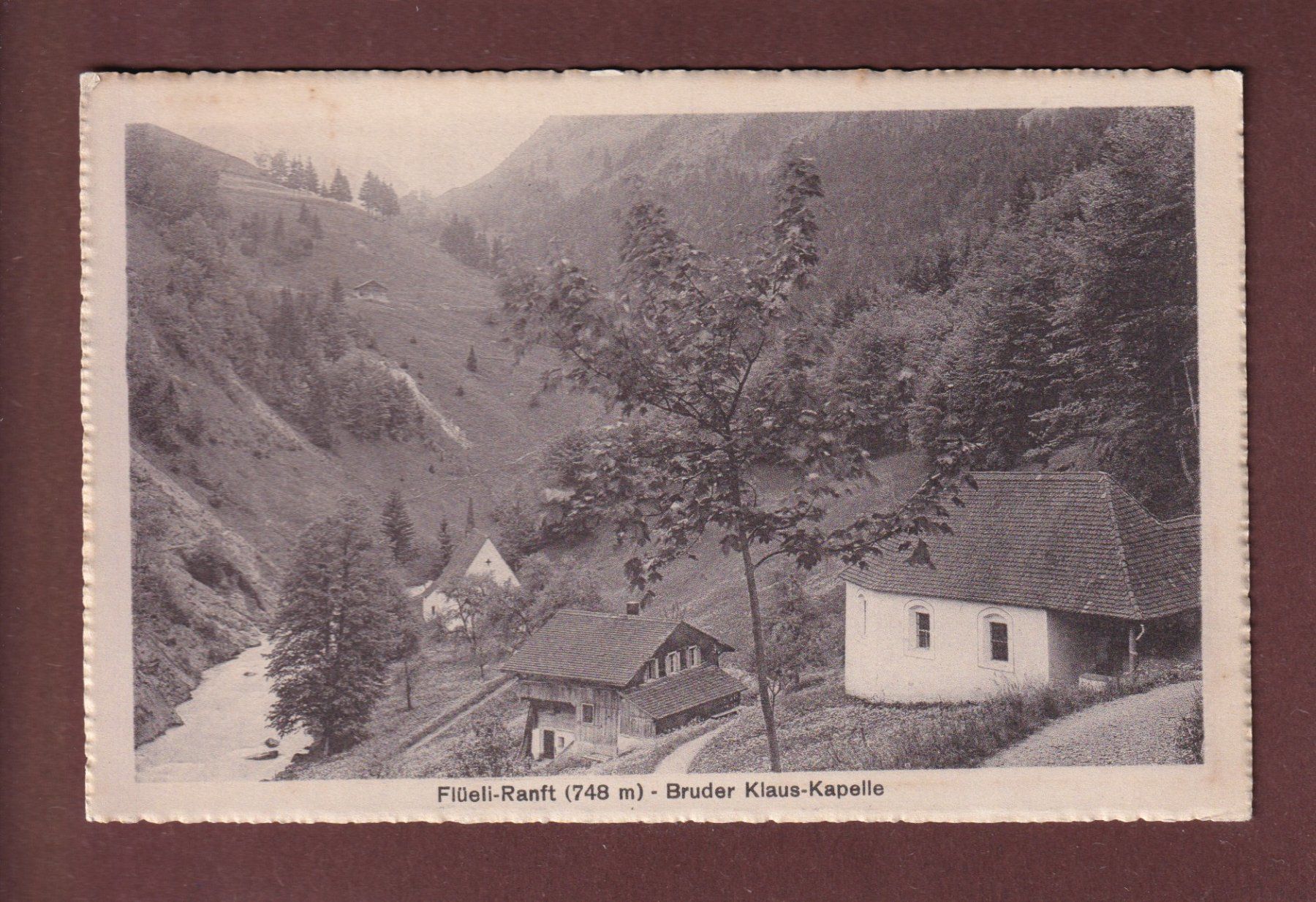 Cartoline postali: FLÜELI-RANFT - Bruder Klaus Kapelle – Usato da Pully venduto da nicecards-shop