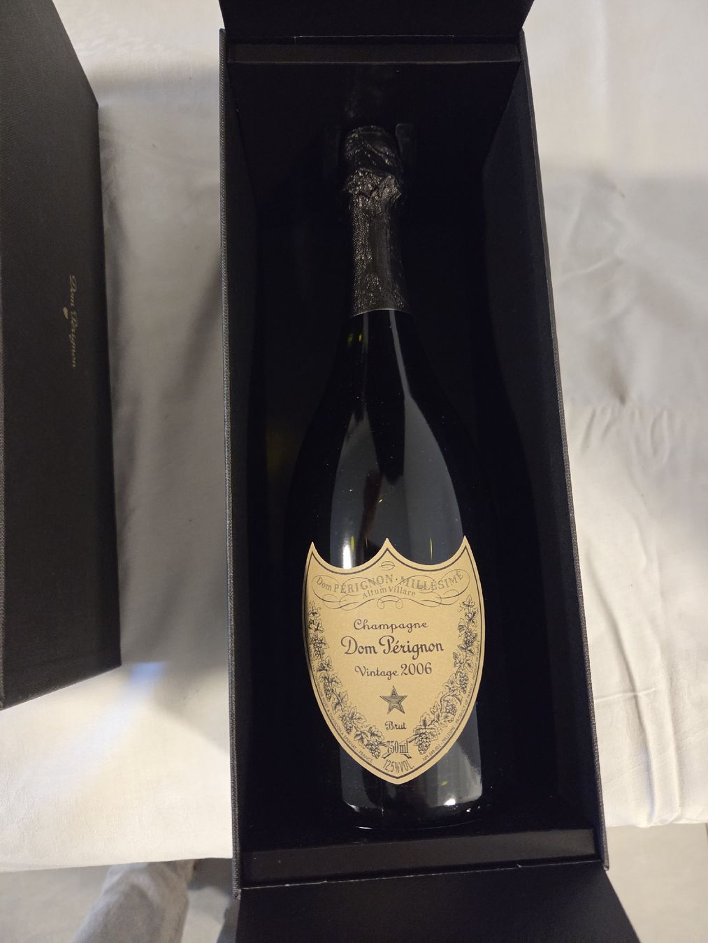 Moet Wein: Dom Pérignon Champagner Vintage 2006 in Originalbox – Neu und originalverpackt aus Zollikon von trachtenschneider 3