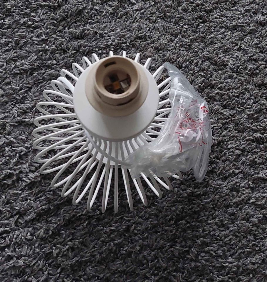Lampes: Lampensockel NEU – Neuf avec emballage d'origine à Aarburg par Glitzerschein 3