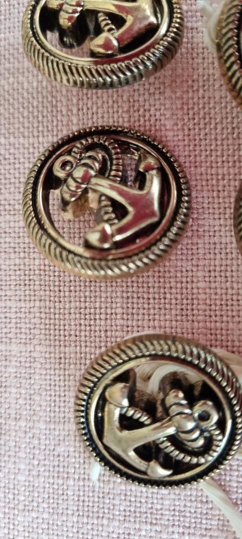 Knöpfe: boutons marin 6 pcs – Neu (gemäss Beschreibung) aus Tolochenaz von nieeva 1