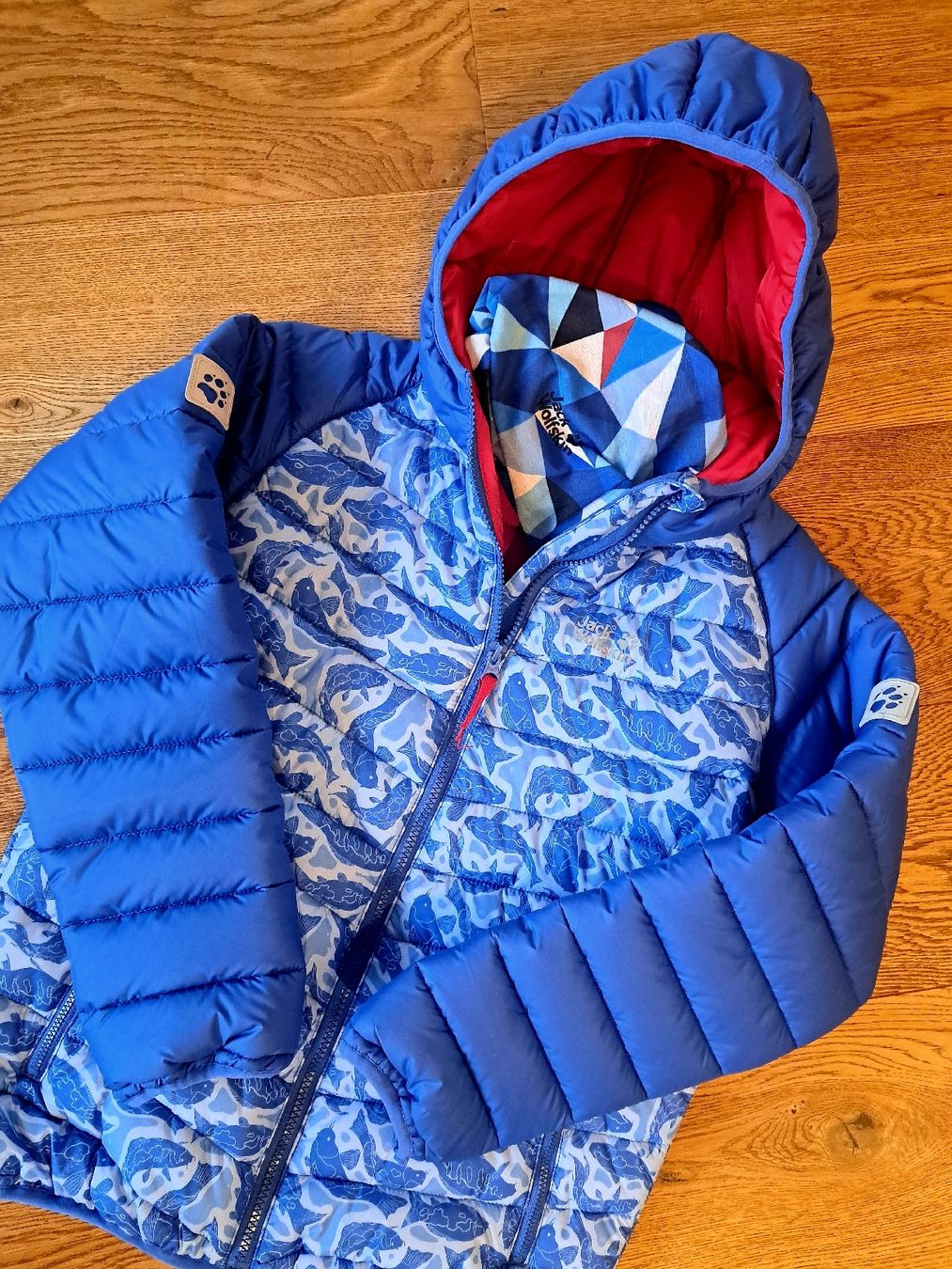 Jack Wolfskin Jacken & Mäntel: Jack Wolfskin Zenon Jacke mit Loop blau rot Herbst – Gebraucht aus bazenheid von salerno007