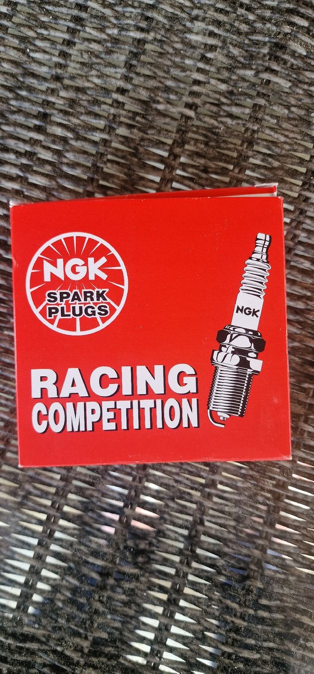 NGK Alle Motorradersatzteile: Bougies Allumage NGK R – Gebraucht aus Vernier von dyl_8v8k 2