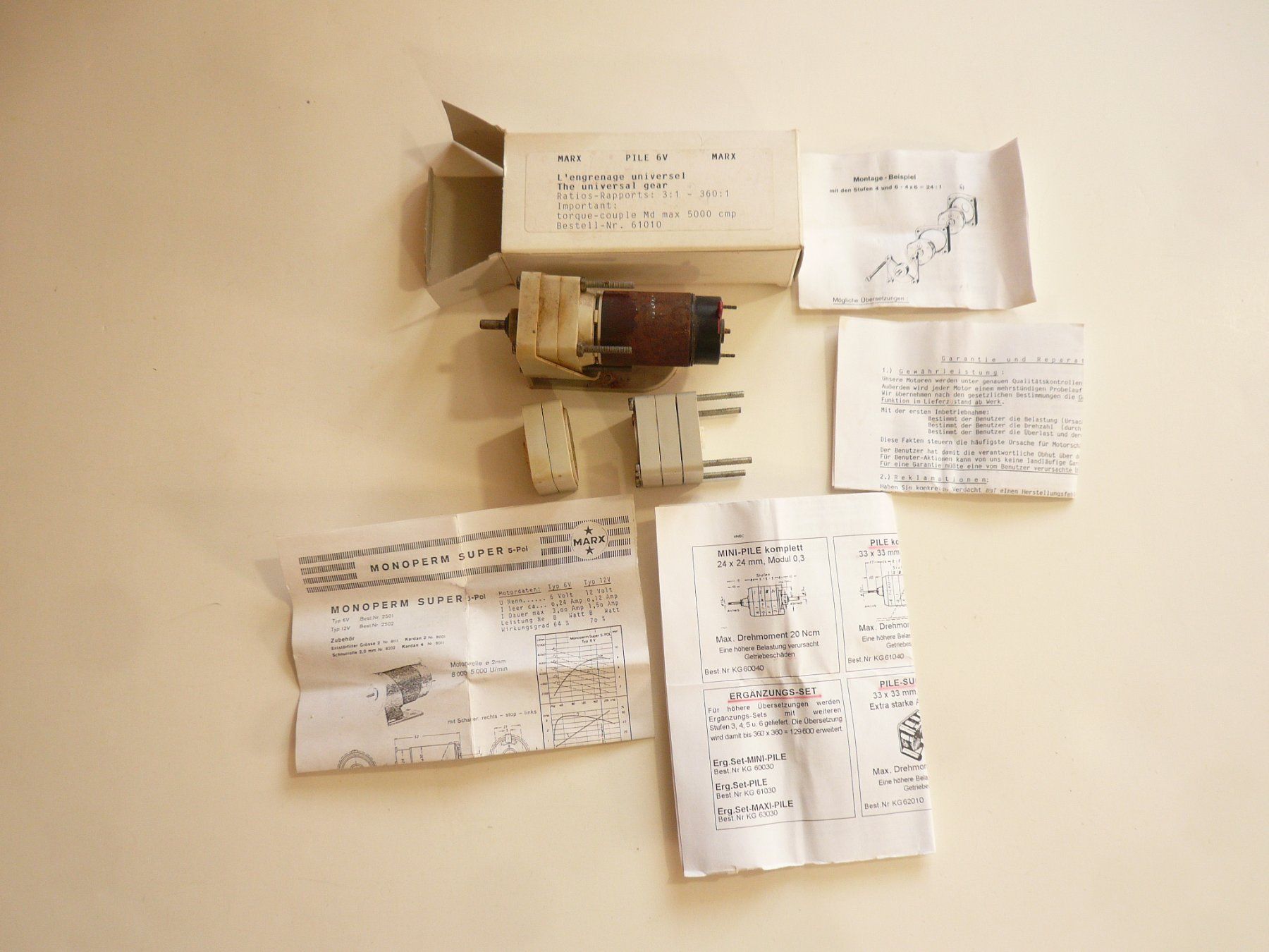 Graupner Modellismo RC: GRAUPNER PILE GETRIEBEMOTOR 12V  MIT OVP – Usato da Pfaffnau venduto da nolff 3