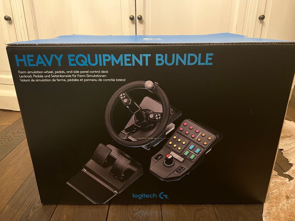 Logitech HEAVY EQUIPMENT BUNDLE Simulation Wheel, Pedals and Kaufen