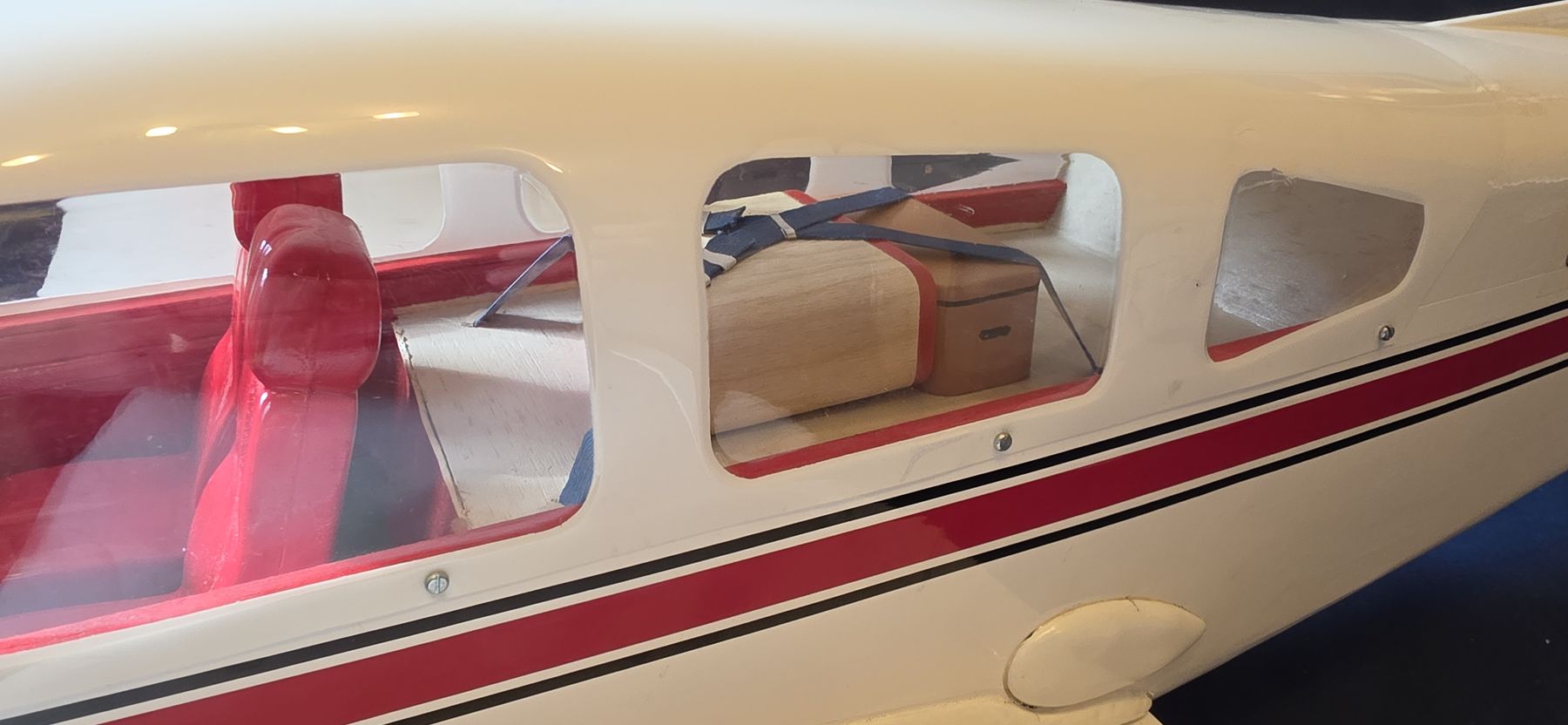Graupner Modellismo RC: Piper Cherokee Graupner – Usato da La Chaux-de-Fonds venduto da kilotango 3