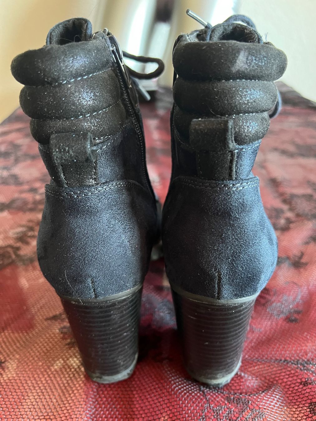 Damenschuhe: Bottines en daim, à lacets, bleu marine, taille 38 – Gebraucht aus Chézard-St-Martin von Cheyenne_75 3