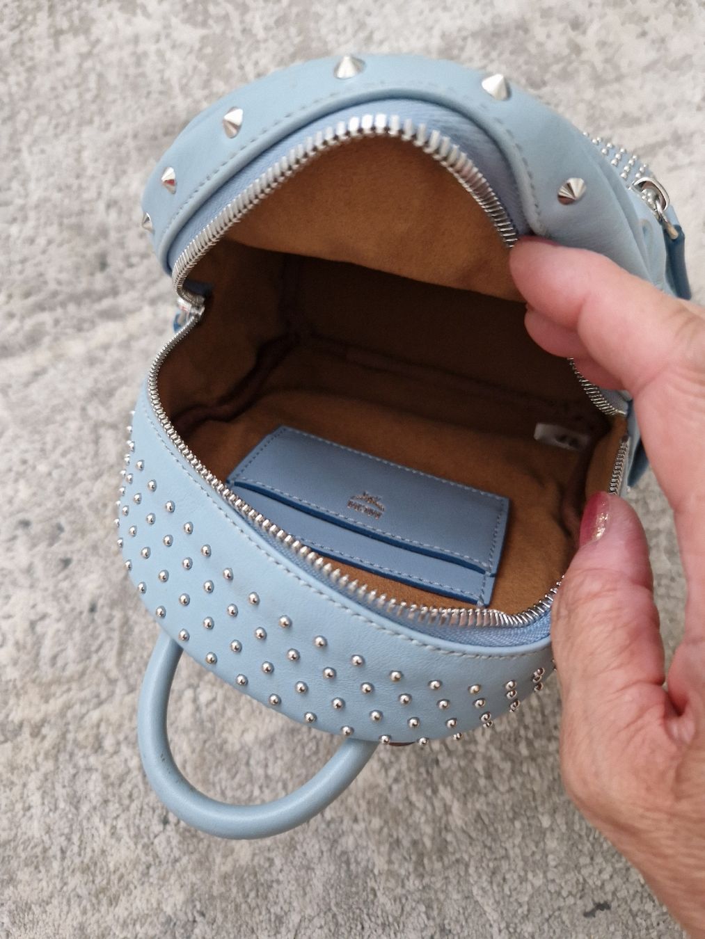 Mcm Zaini: Kleiner exklusiver MCM Rucksack – Nuovo (secondo la descrizione) da Kloten venduto da somsing 4