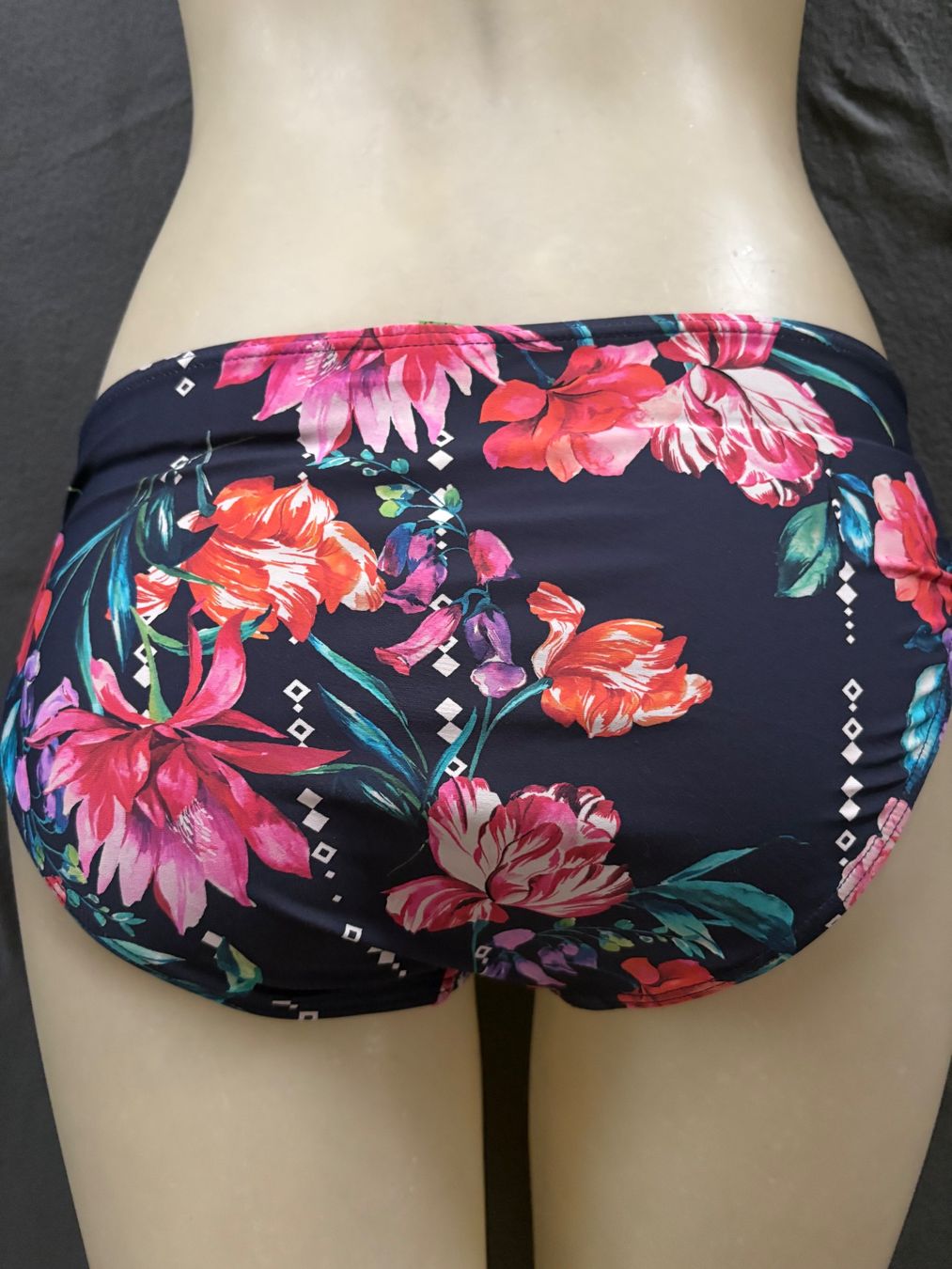 Sunseeker Costumi da bagno & Bikini: SUNSEEKER Bikini gr38 / 38 F – Usato da Niederbipp venduto da fashionfuchs 6