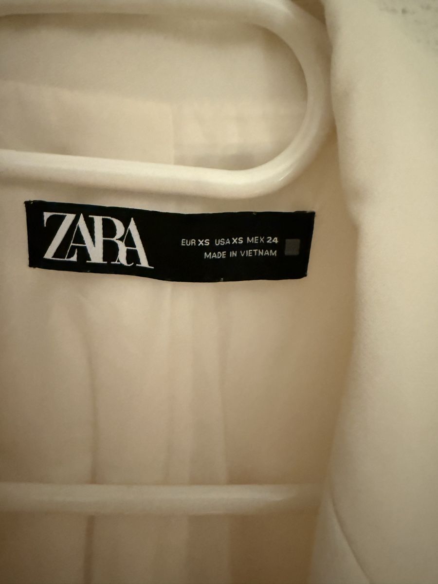 Zara Completi & Tailleur: Zara Blazer – Usato da Lachen SZ venduto da mima41 1