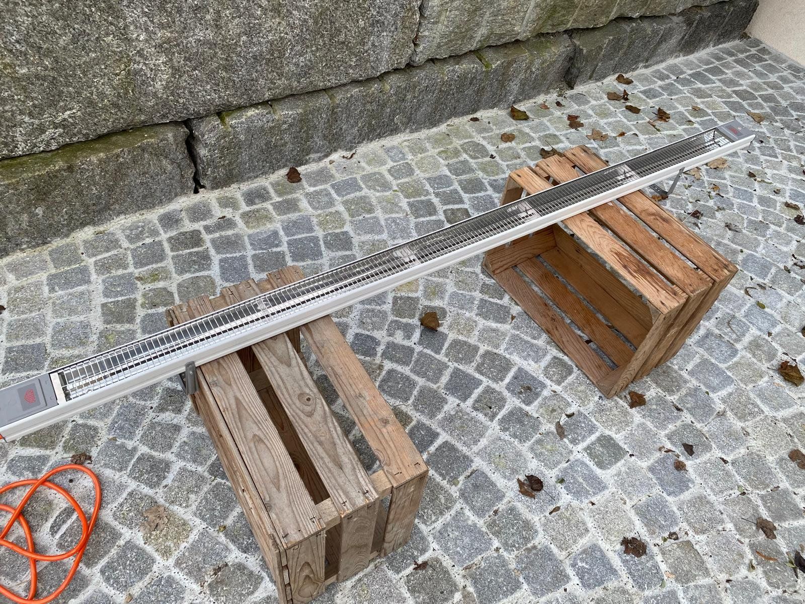 Radiatori: Frico Deckenheizstrahler / Heizstrahler – Usato da Hosenruck venduto da Gfaster0