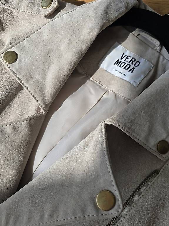 Giacche: Jacke Vero Moda  – Usato da Sissach venduto da NS_CH 2
