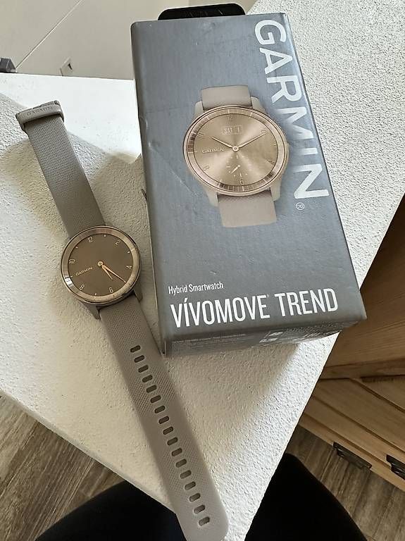 Smartwatch: Garmin Vivomove Trend  – Usato da Thun venduto da MelAaare 1