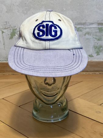 Vintage 80s Cap Longbill Sig Sauer Gun