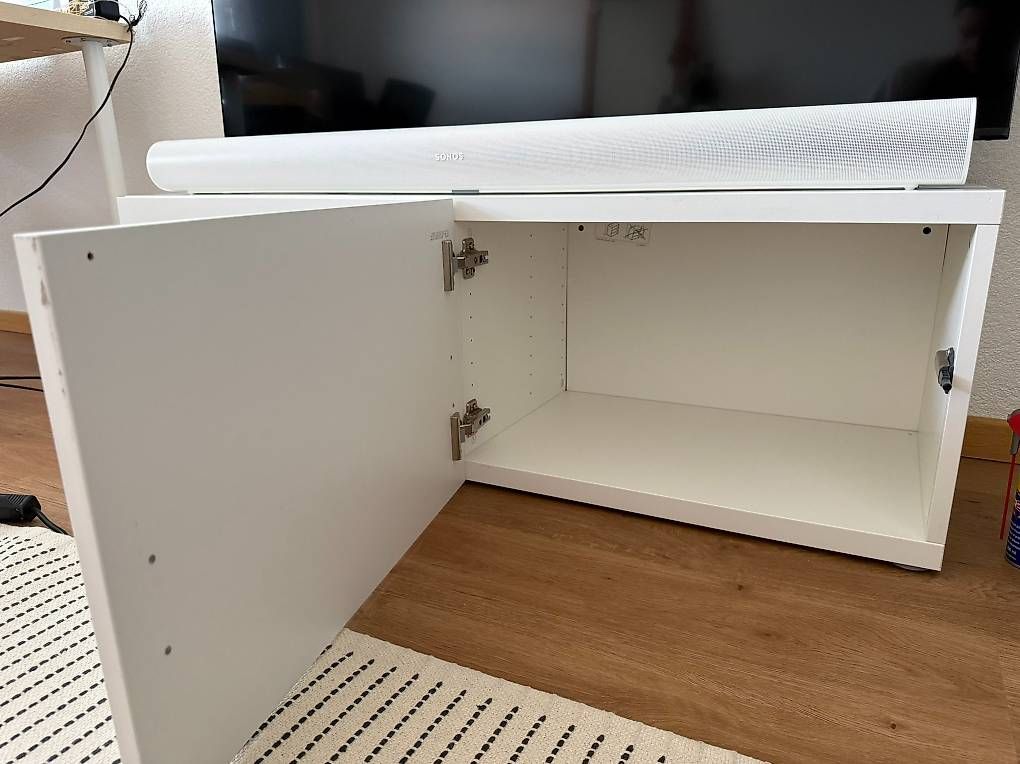 Ikea Mobili TV: Meuble TV blanc Ikea BESTA 120 cm – Usato da La Chaux-de-Fonds venduto da lar_w5pw 3