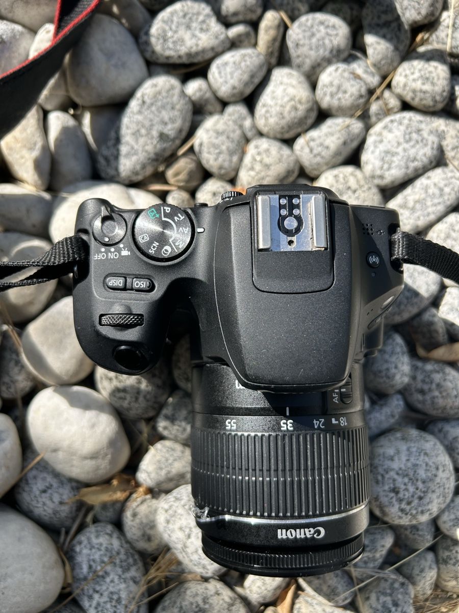 Canon Fotocamera: Canon EOS 200D defekt – Difettoso da Basel venduto da Kha__4