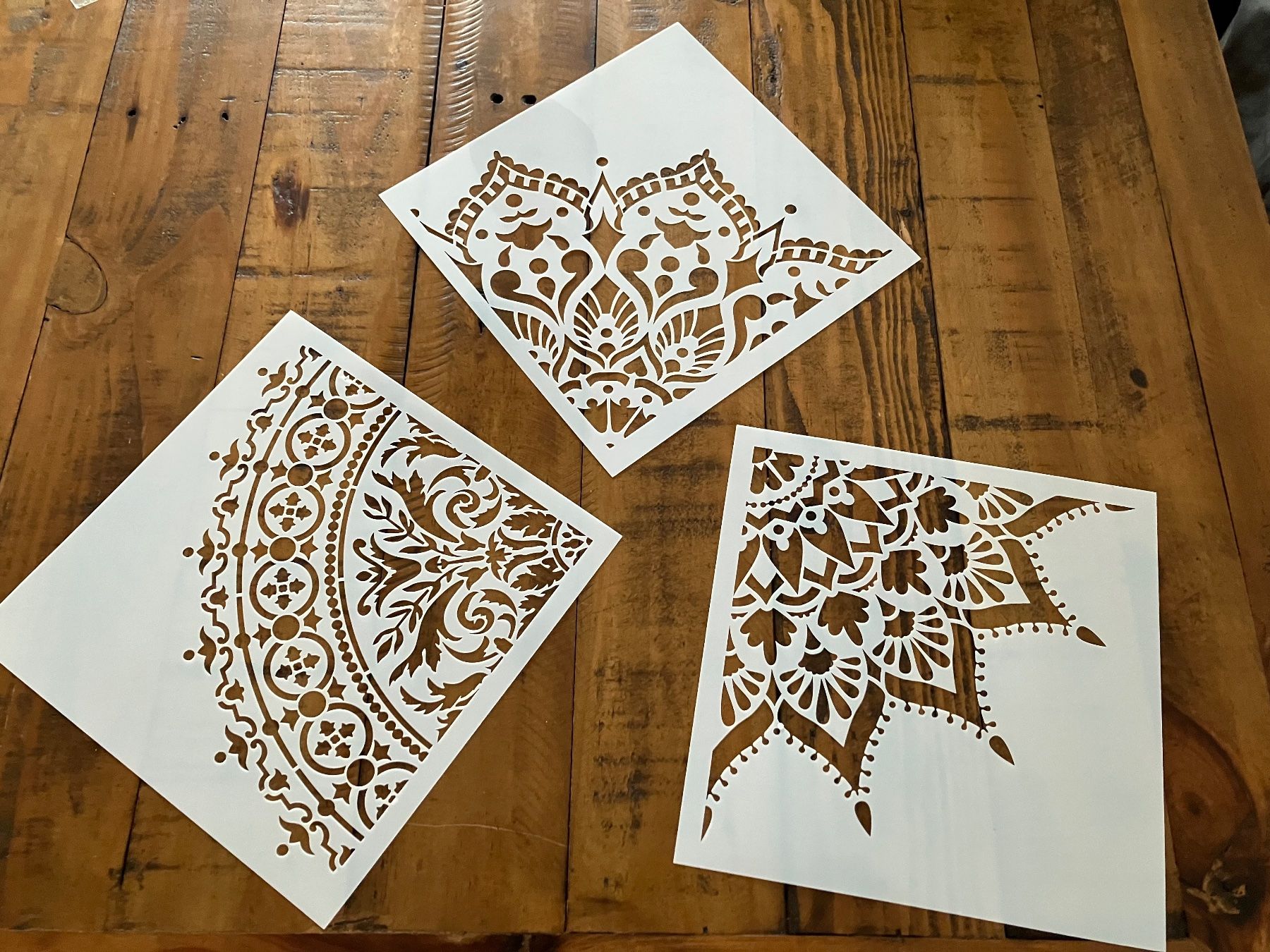 Sciablone: Neues 3er  Set Malschablonen Mandala-Ecken – Nuovo e nell'imballaggio originale da Effretikon venduto da wenuss 2