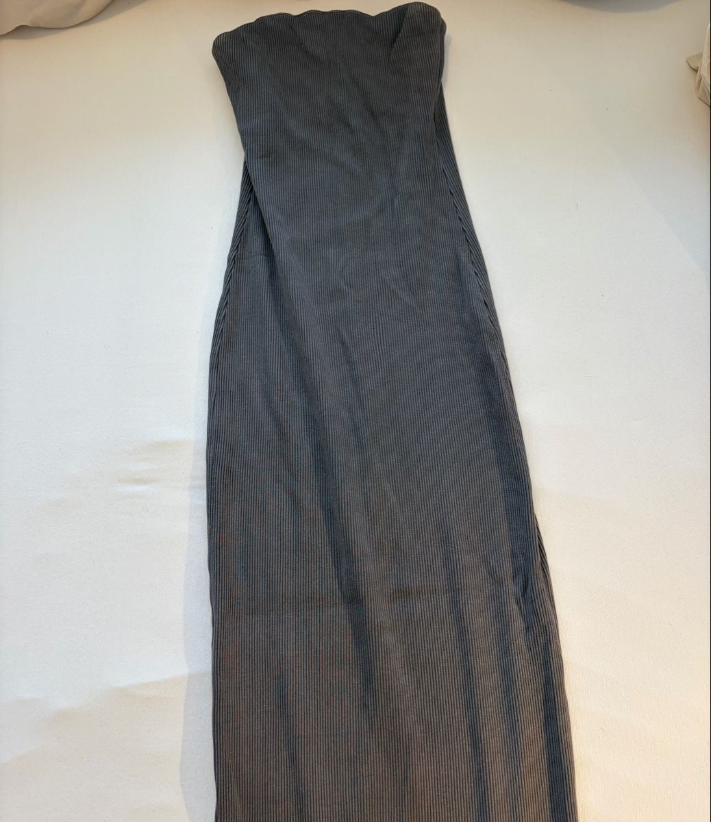 Bershka Vestiti: Robe bustier Bershka grise  – Usato da Pully venduto da ari_78pk