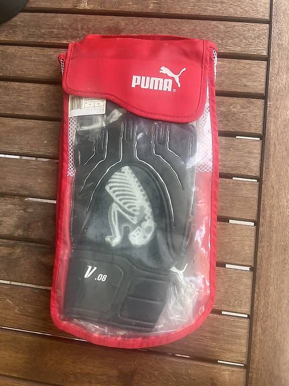 Puma Guanti & manicotti: Puma V .08 Torwarthandschuhe NEU Grösse 10 – Usato da Frenkendorf venduto da autodiscount4123 1