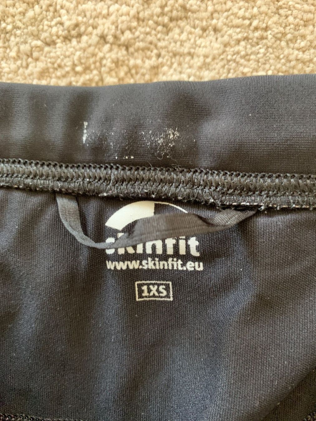 Skinfit Leggings: Skinfit Tights Gr 1XS – Usato da Oberweningen venduto da Jogi2 2