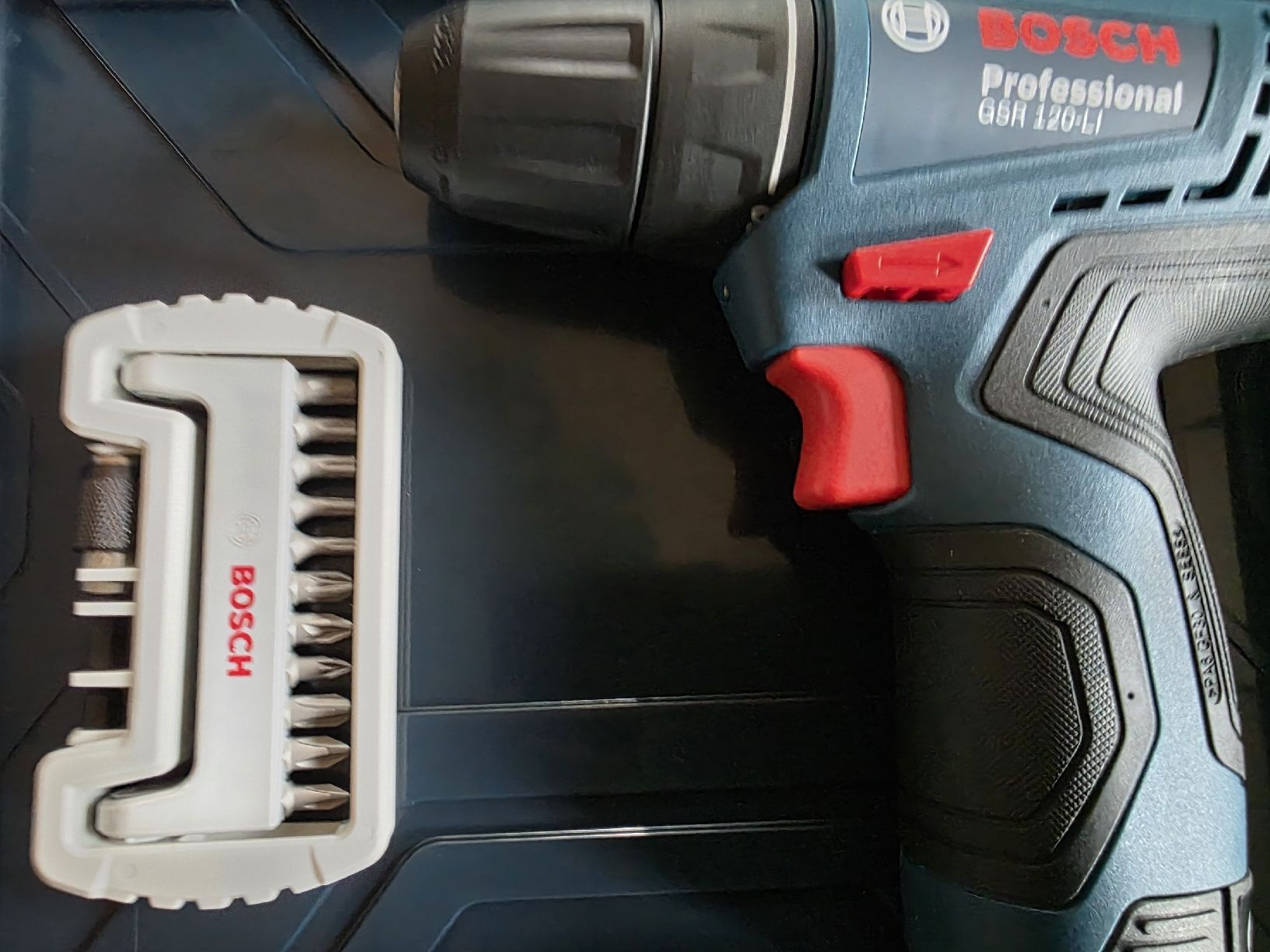 Bosch Perceuses: Perceuse visseuse Bosch professional – Neuf avec emballage d'origine à Prez-vers-Noréaz par Bogh15 1