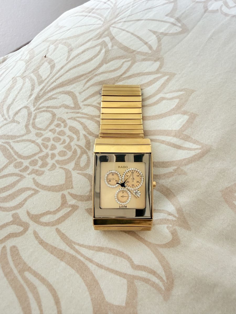 Rado Montres: rectangular Rado Jubilé chronograph, with a gold-tonn  – D'occasion à Flamatt par wai_cv5k 1