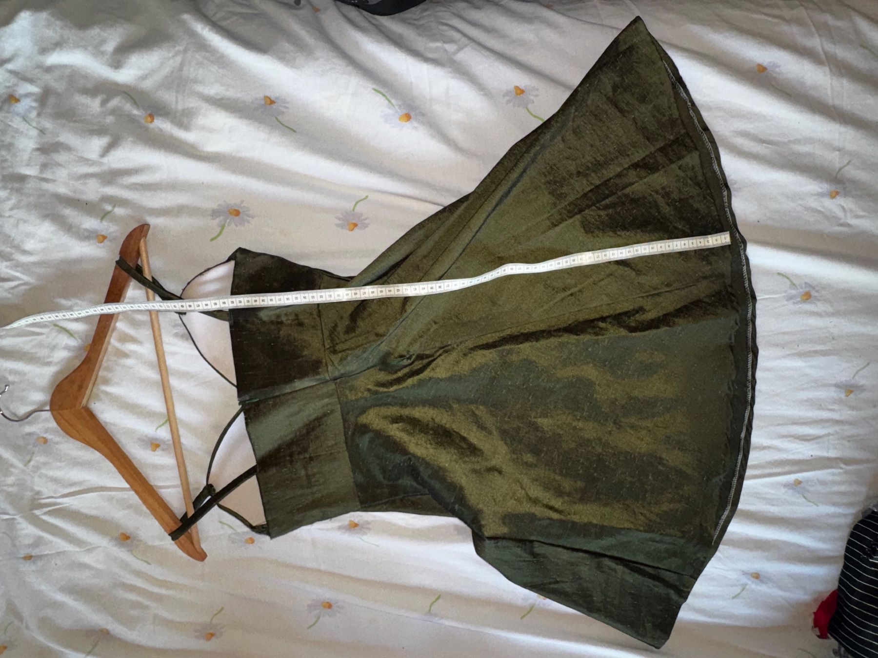 Kleider: Robe de soirée verte taille M – Gebraucht aus Ovronnaz von Etagne68 5
