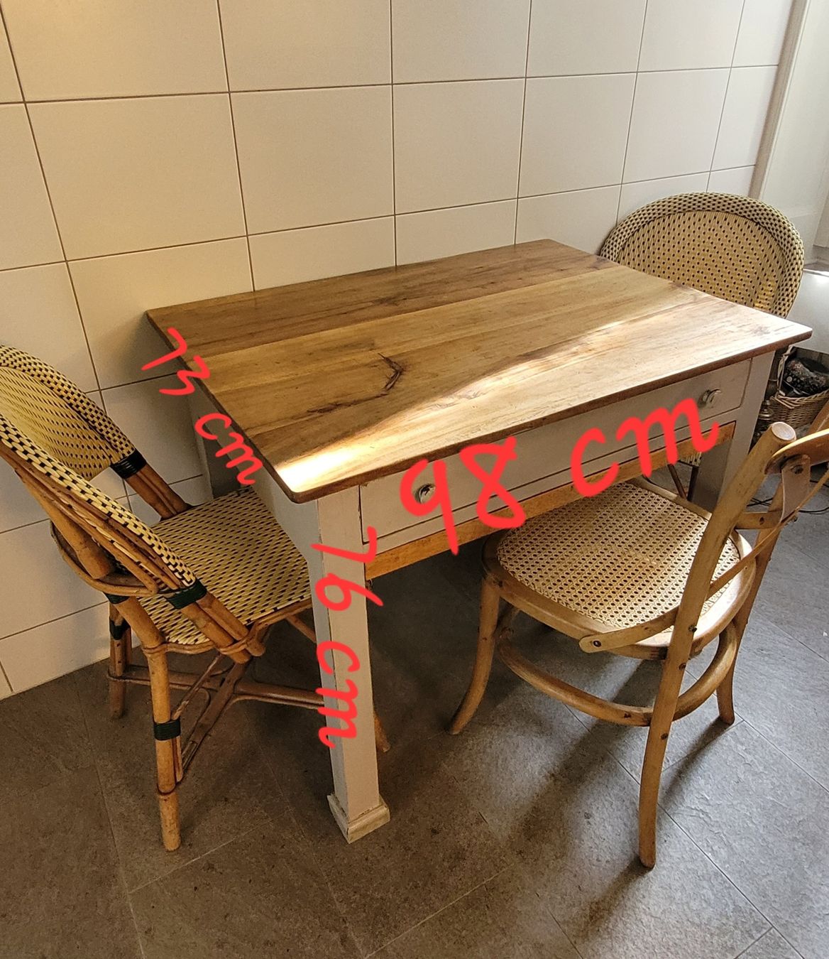 Tavoli: Table de cuisine vintage – Usato da Genève venduto da uneautresaison 1