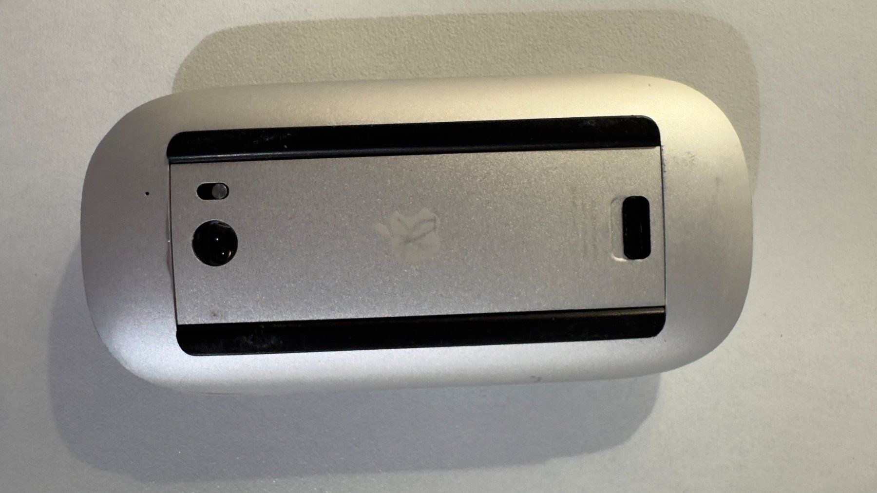 Apple Mouse: Souris Apple – Usato da Givisiez venduto da seller07 1