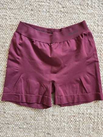 Sportshorts von Organic Basics in Grösse XL - Neu
