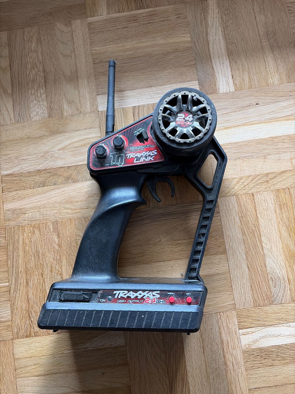 Traxxas Modellismo RC: RC Modellauto elektrisch mit mit 4 zusätzlichen  Pneusets – Usato da Gossau ZH venduto da Daniela710 6