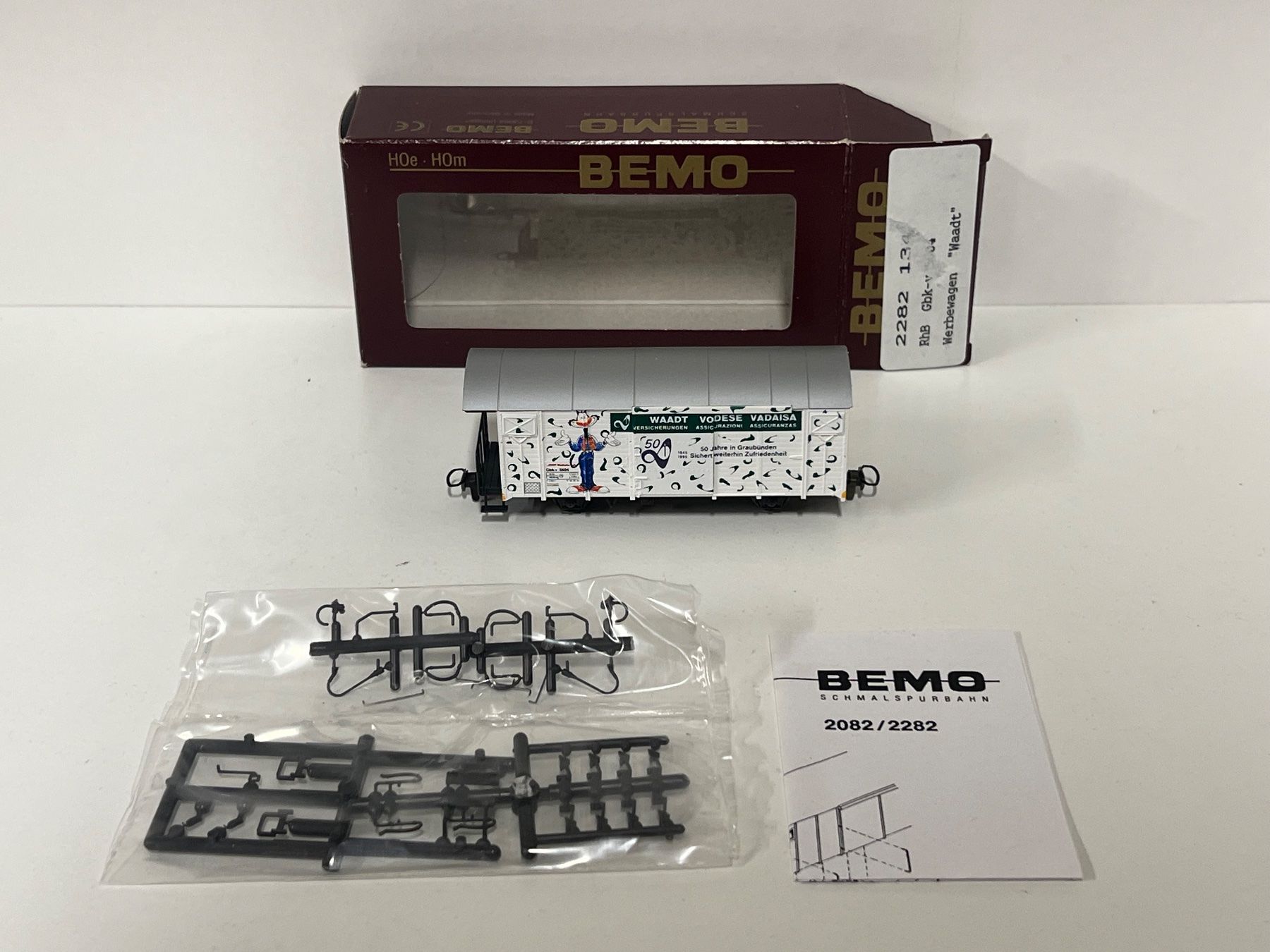 Bemo Modellini di ferrovie: Bemo RhB Werbewagen  "Waadt" – Nuovo e nell'imballaggio originale da Geroldswil venduto da TopTrain54