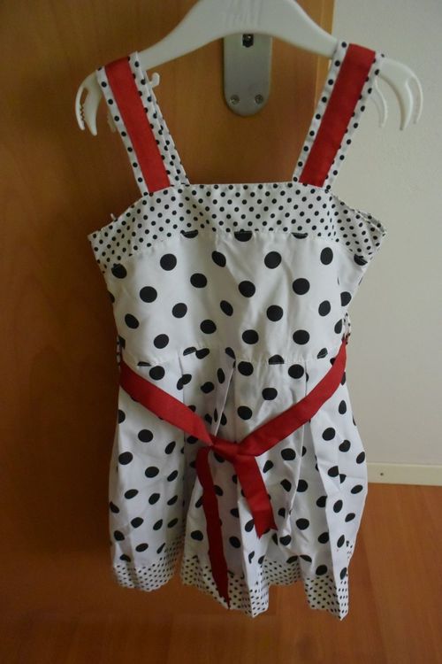 Auffallendes Sommerkleid - Trägerrock 