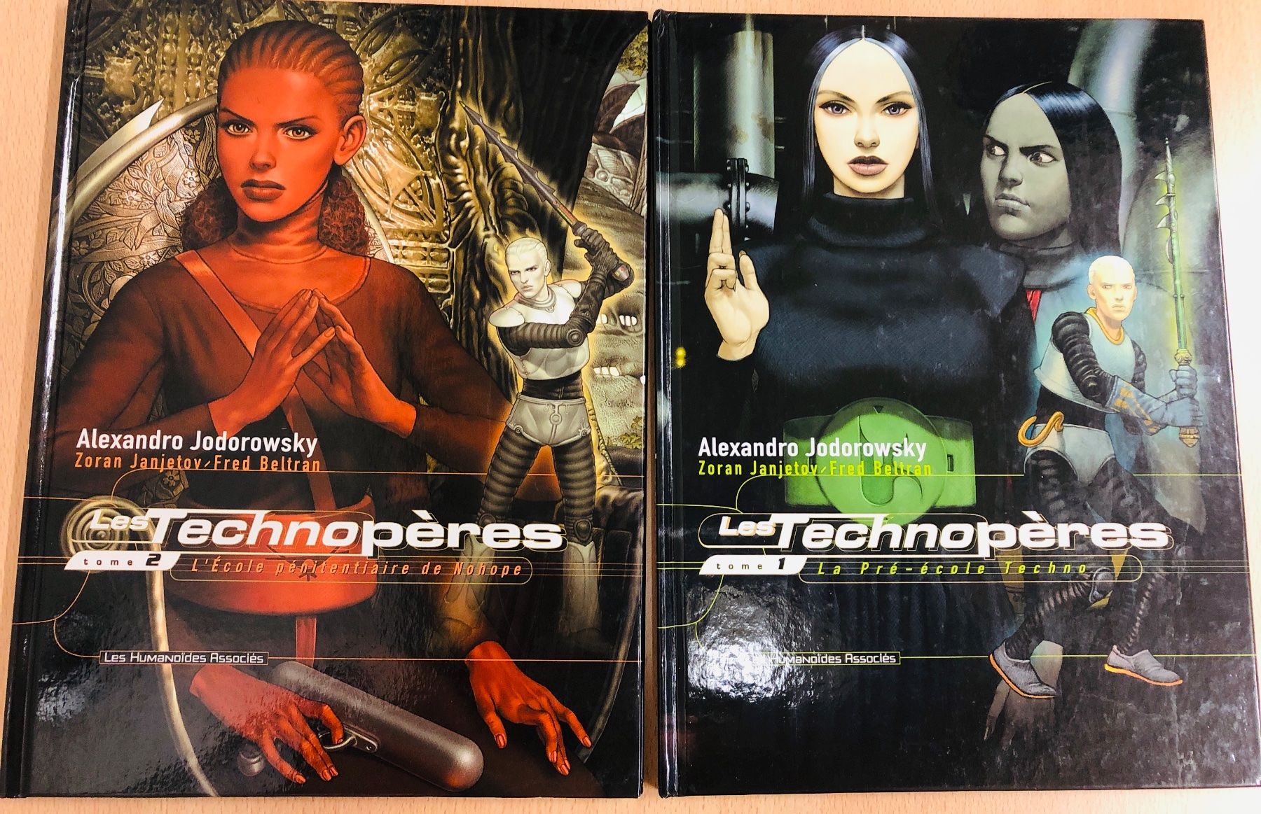 Comics: Technopères Tomes 1+2 – Neu (gemäss Beschreibung) aus Veyrier von Szurkemaci