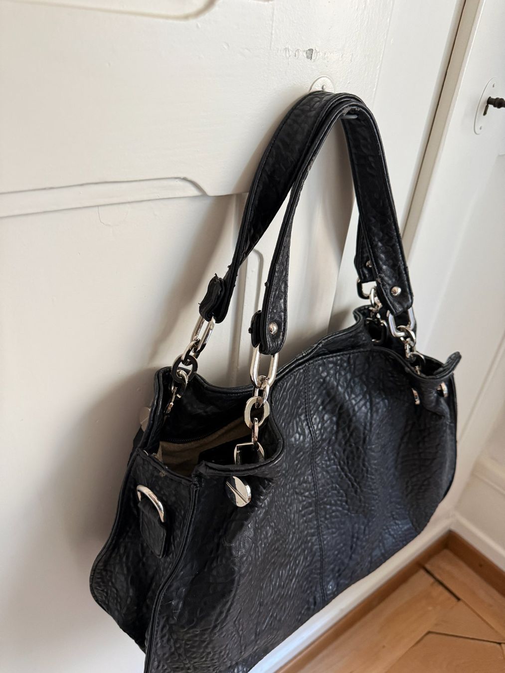 Taschen für Damen: Handtasche schwarz – Gebraucht aus Zürich von Diazaio 1