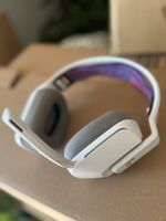 Logitech G733 Wireless Gaming Headset White used