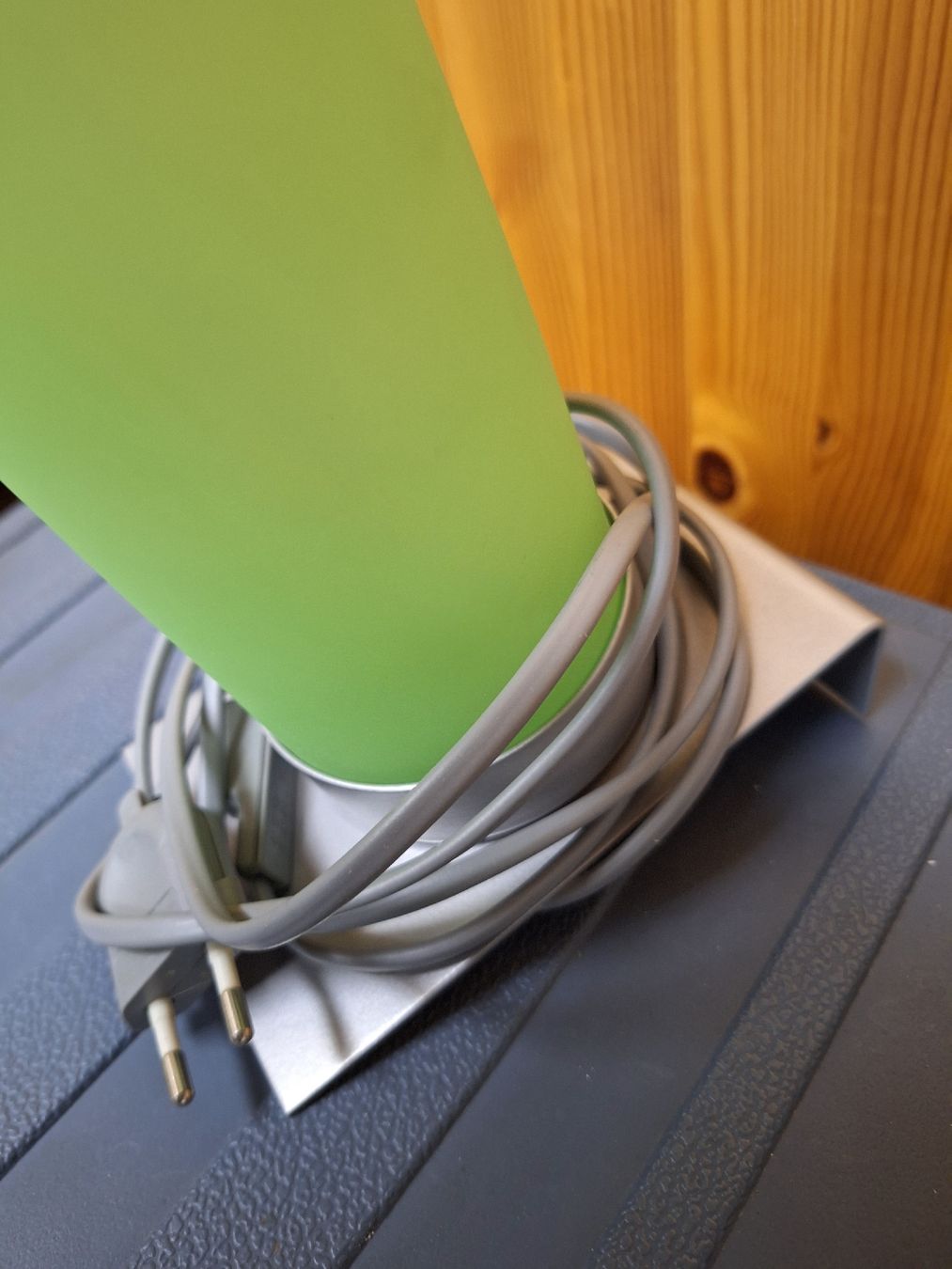 Lampen: Tischlampe, Flaschenlampe grün – Neu (gemäss Beschreibung) aus Niederglatt ZH von Moeb-7 2