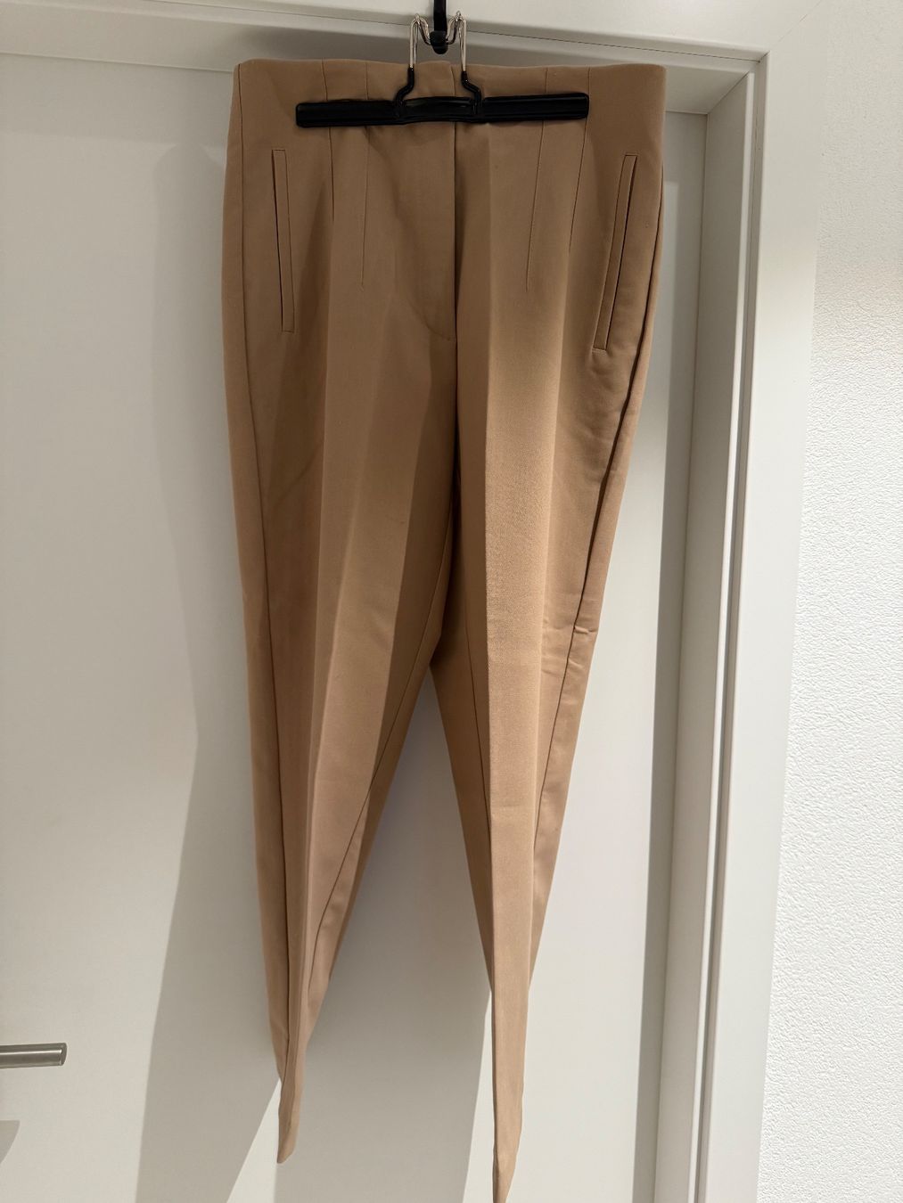 Zara Pantaloni: Pantalon Zara en couleur beige – Usato da Gimel venduto da fan_8tvc 1