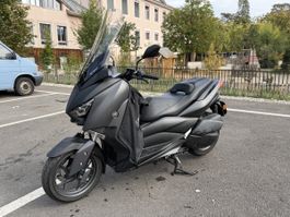 Yamaha X-Max 300 scooter black good condition