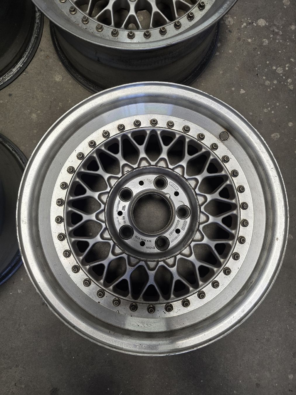 Bbs Cerchioni: BBS RS 022 und 061 5x120 BMW M3 E30 – Usato da Hettiswil venduto da Keeoll 2