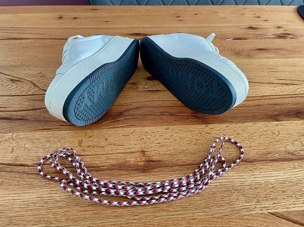 Damenschuhe: Tommy Hilfiger Schuhe – Gebraucht aus Dielsdorf von Gauga284 2