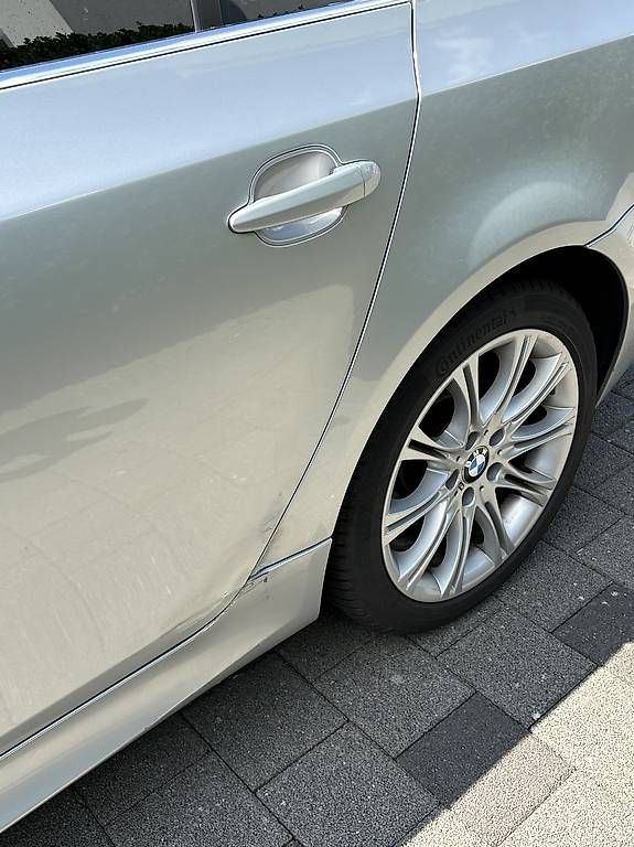Automobili: BMW 530xi – Usato da Wohlen AG venduto da Leo70 3