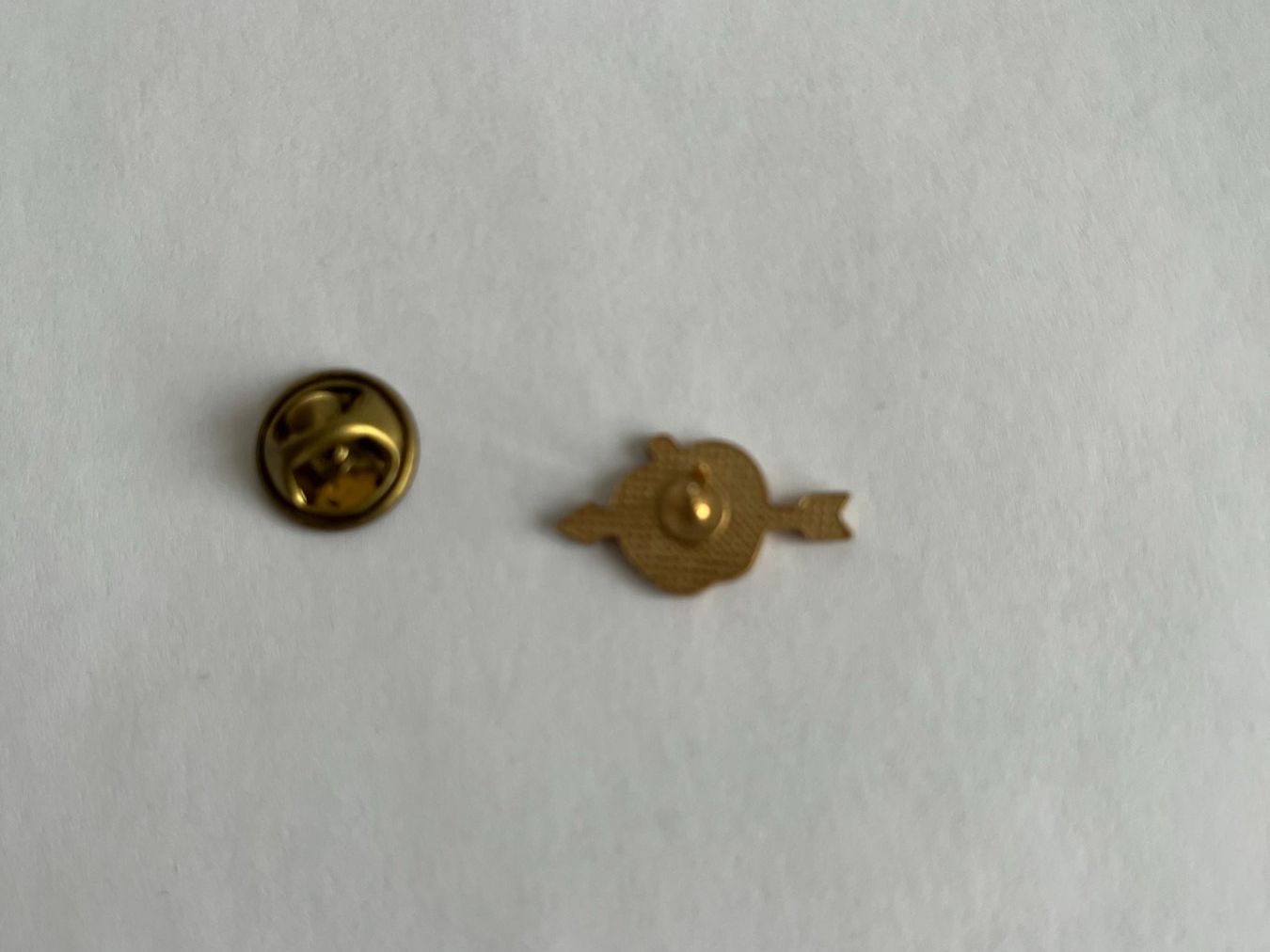 Placchette & Badge: Pin für Verliebte – Usato da Dietikon venduto da sch_w2tw 1