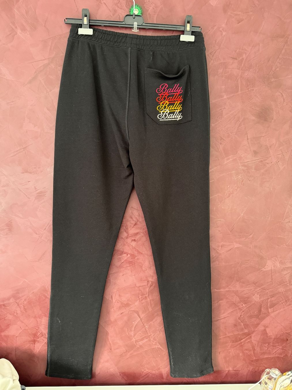 Bally Hosen: Bally Jogginghose mit Logo-Stickerei 38 – Neu und originalverpackt aus Volketswil von praxis12 3